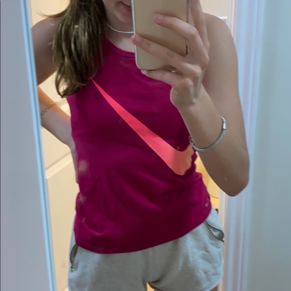 girls nike tank - Picture 2 of 4